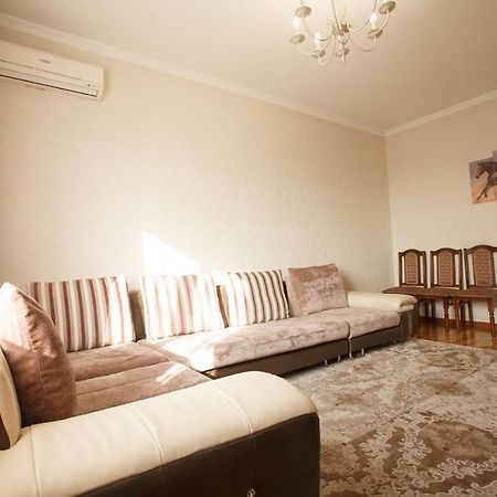 Квартира На Пушкина Almaty Exterior photo